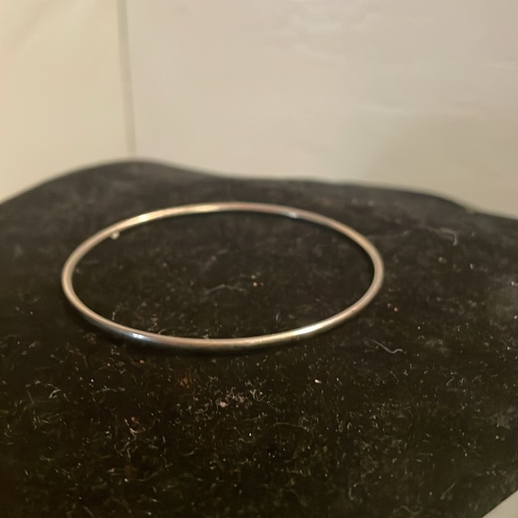 8” mixed metal Minimalist smooth polished silver tone stackable bangle bracelet - Picture 3 of 10